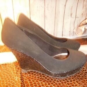 Unlisted sz 8 glitter heels